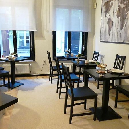 Be And Be Sablon Bed & Breakfast Брюксел Екстериор снимка