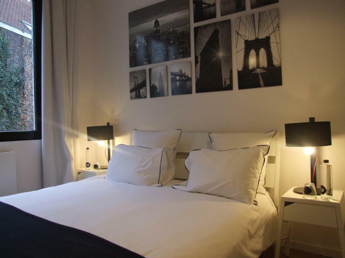 Be And Be Sablon Bed & Breakfast Брюксел Екстериор снимка