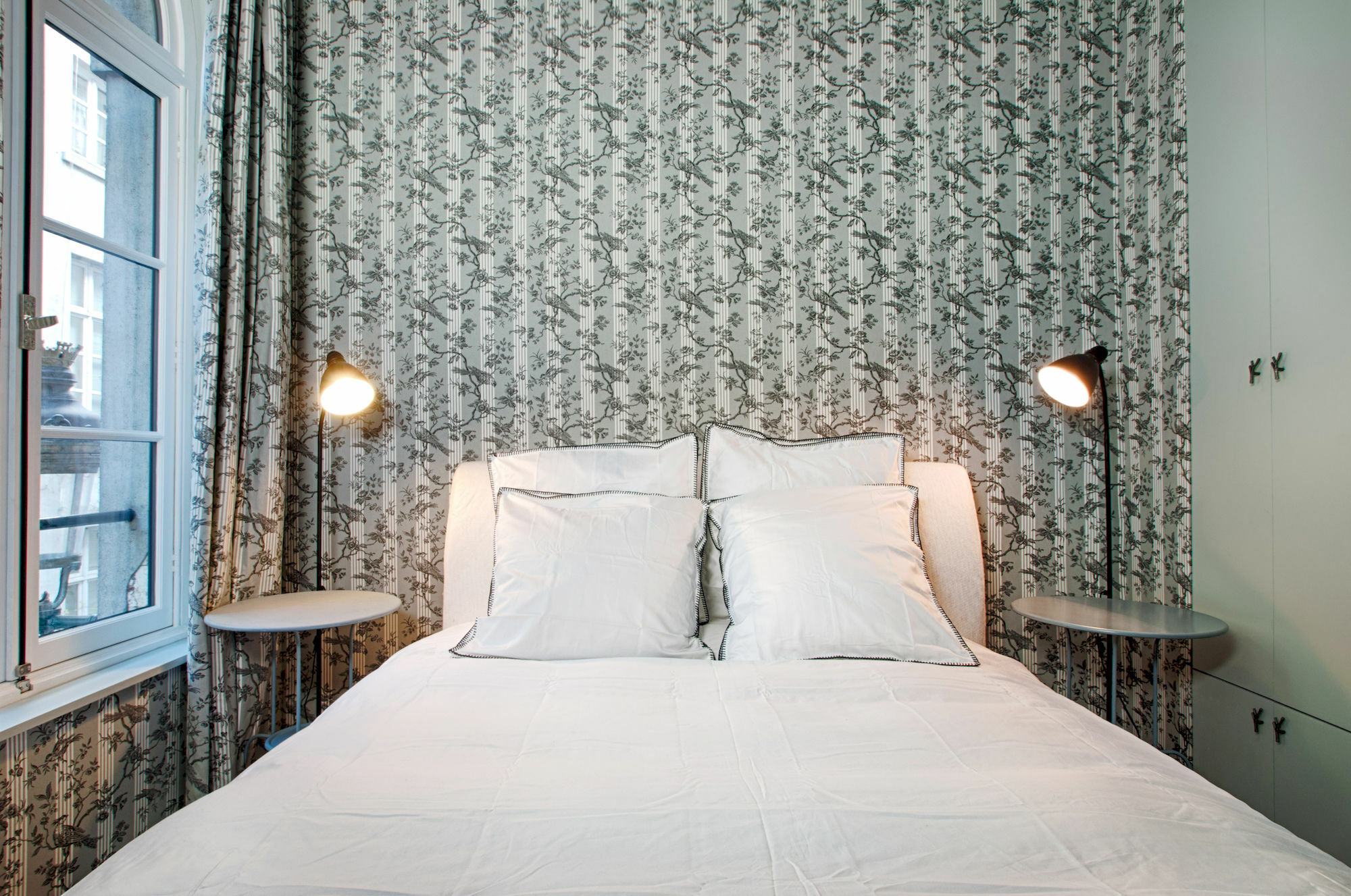 Be And Be Sablon Bed & Breakfast Брюксел Екстериор снимка