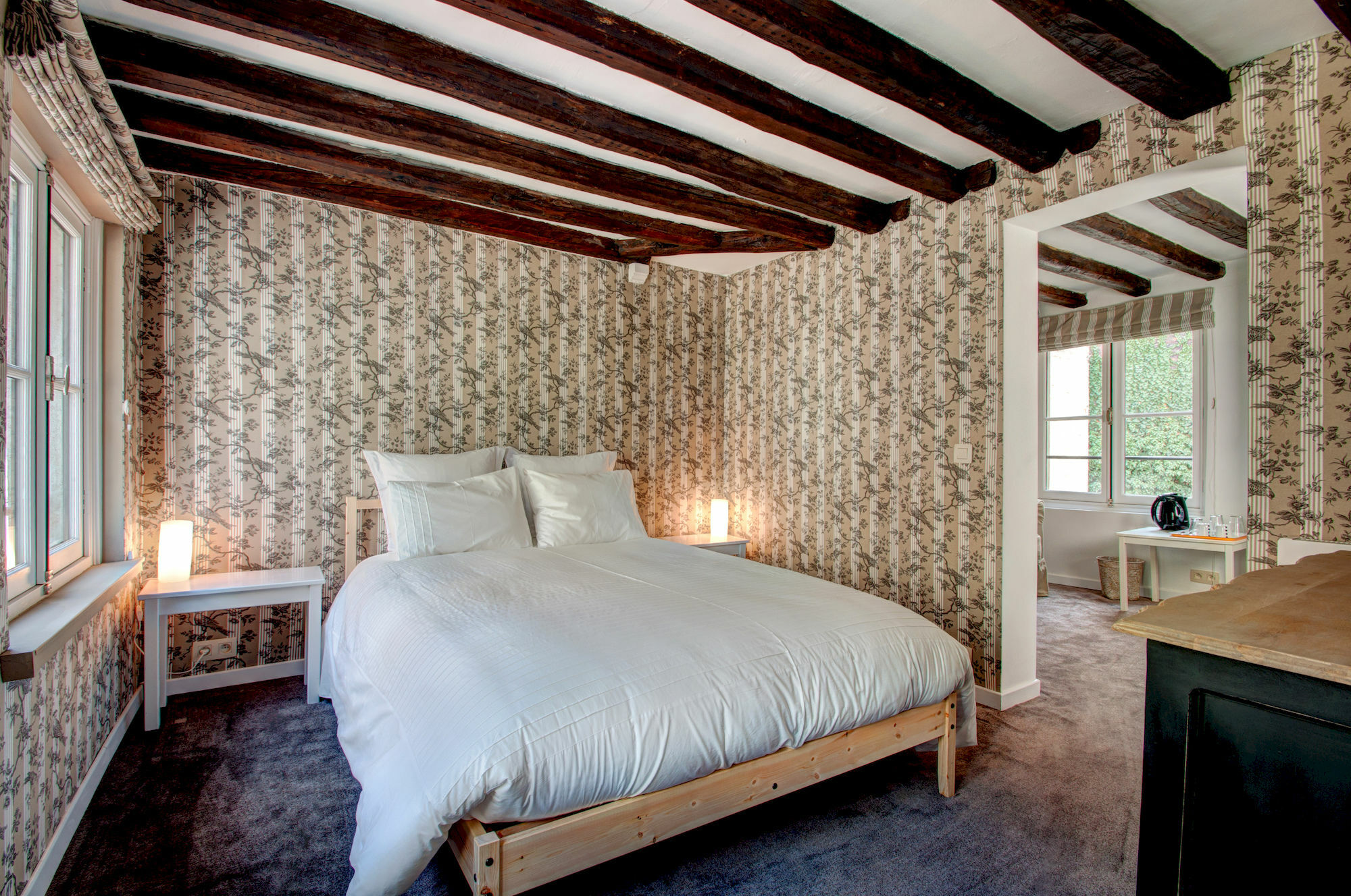 Be And Be Sablon Bed & Breakfast Брюксел Екстериор снимка